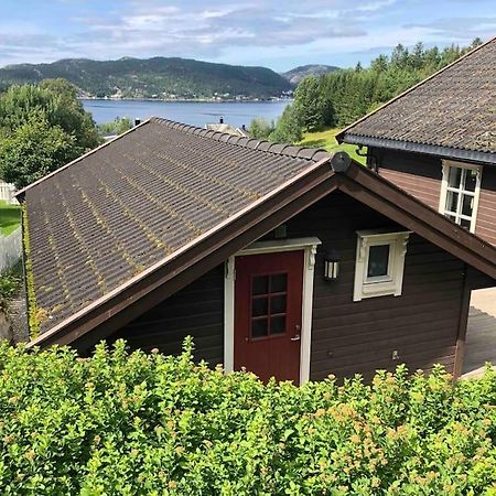 Appartamento Stille Og Landlig, Men Sentrumsnaer Leilighet Namsos Esterno foto
