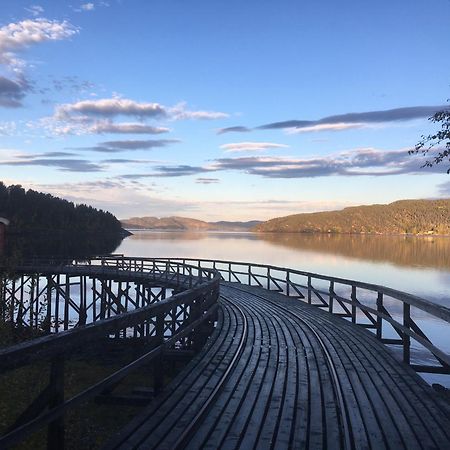 Appartamento Stille Og Landlig, Men Sentrumsnaer Leilighet Namsos Esterno foto