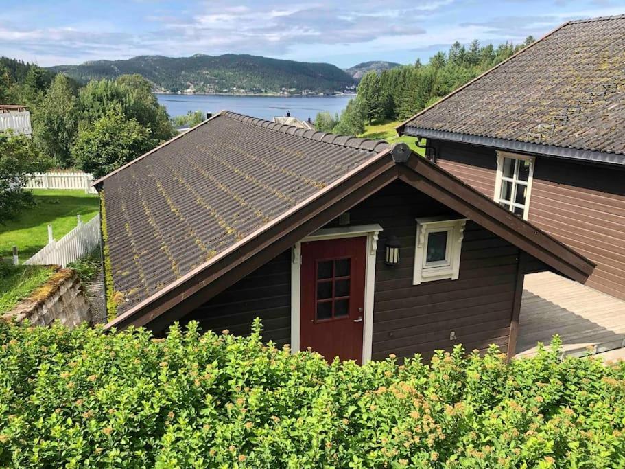 Appartamento Stille Og Landlig, Men Sentrumsnaer Leilighet Namsos Esterno foto