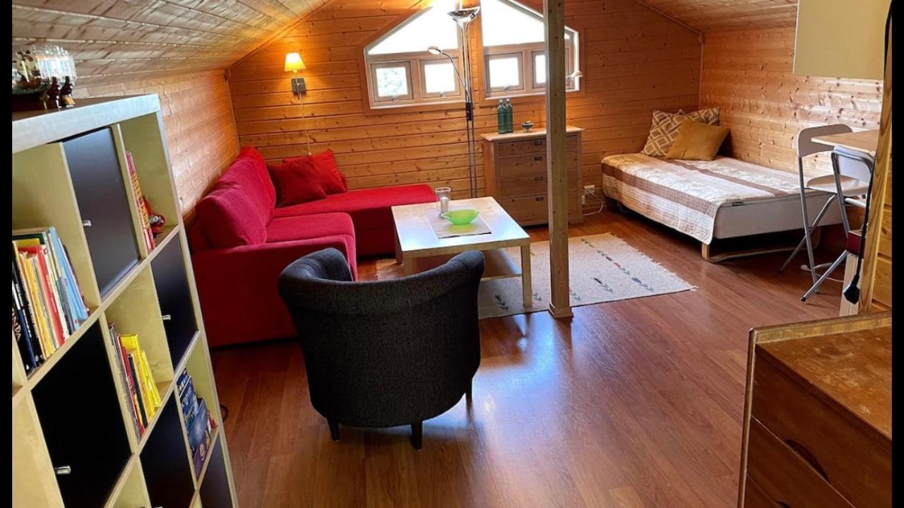 Appartamento Stille Og Landlig, Men Sentrumsnaer Leilighet Namsos Esterno foto